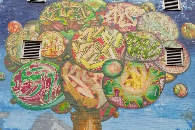 b8